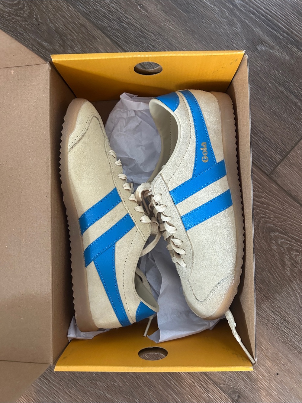 Gola Beige Sneakers with Bright Blue Stripes - Gola